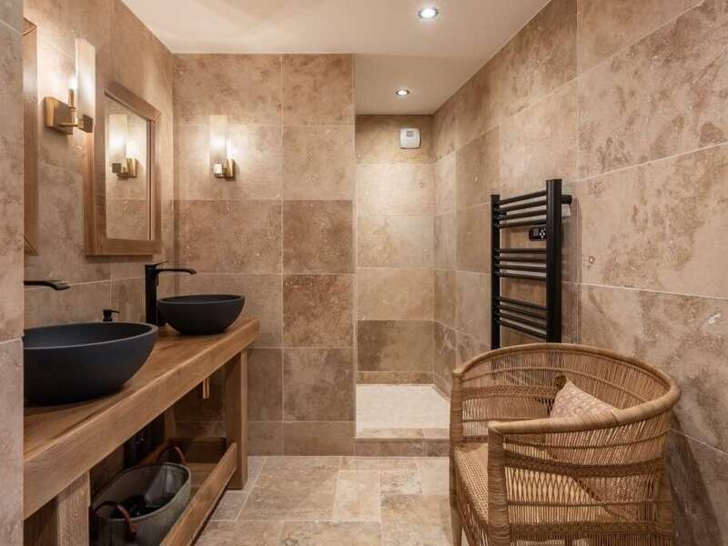 3cbe060d8a856c787ed22ab3d492660664ae38f91bcd7f43a8e64891a87c1992-23461600ce_v0_w1024xh768_rdef