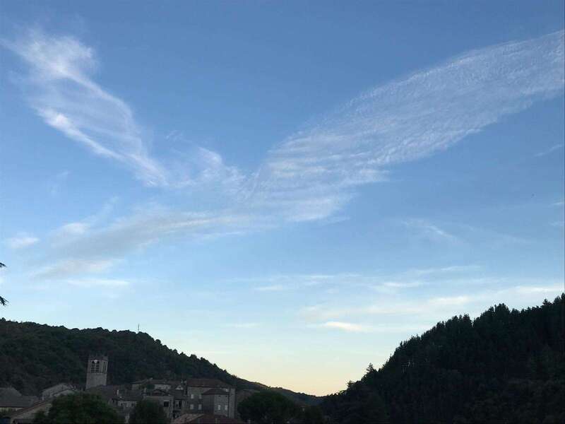 whatsapp_image_2025-10-01_a_10-03-23_fee16fa6