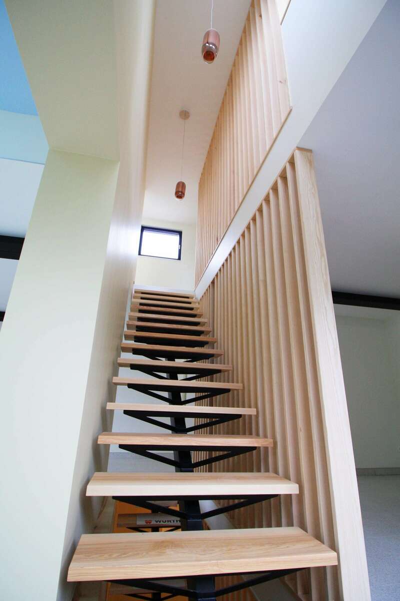 escalier-et-garde-corps-en-frene