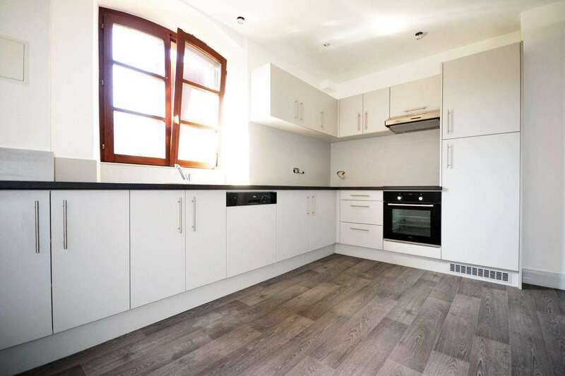 cuisine-blanche-sur-mesure