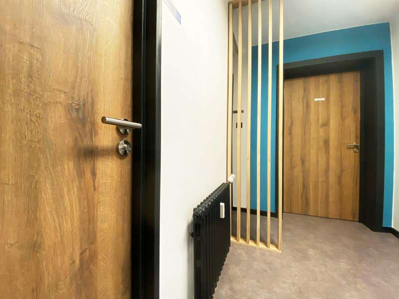 porte-et-claustra-bois