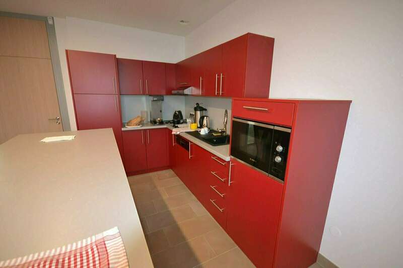 48418572_1895053780592214_1182389704721432576_n