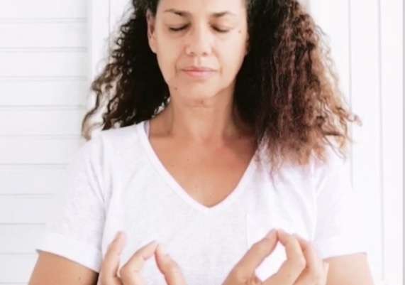 Méditation Cross Heart Kirtan Kriya