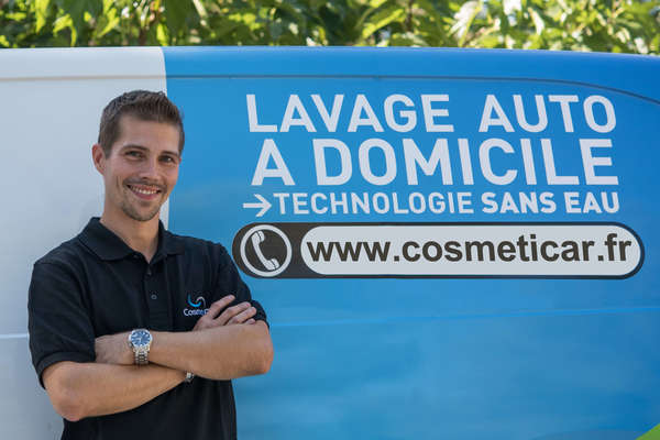 L'agence de lavage auto CosmétiCar Royan - Angoulême célèbre 1 an de succès