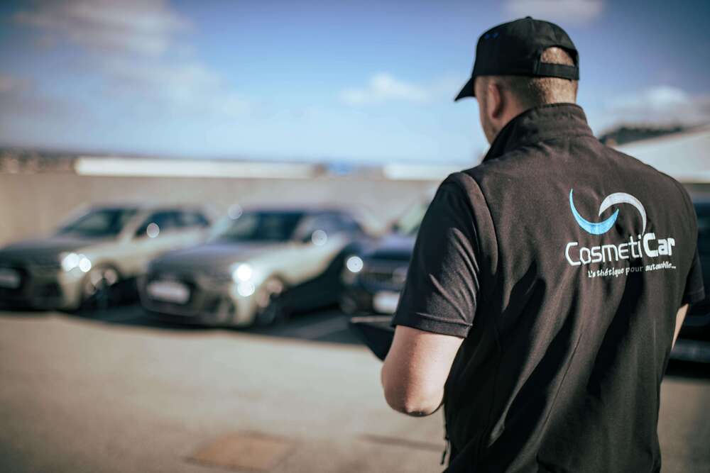 CosmétiCar : les services automobiles sur mesure :  nous nous adaptons aux besoins clients pour entretenir leurs flottes