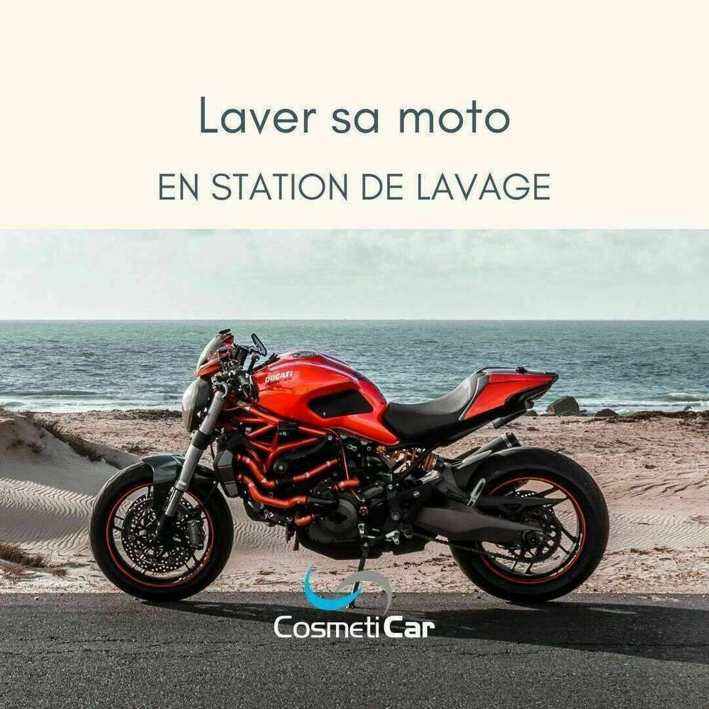 laver-sa-moto-en-station
