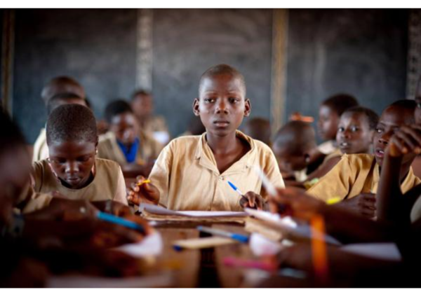 Réinventer le système éducatif et investir dans l’alphabétisation en Afrique