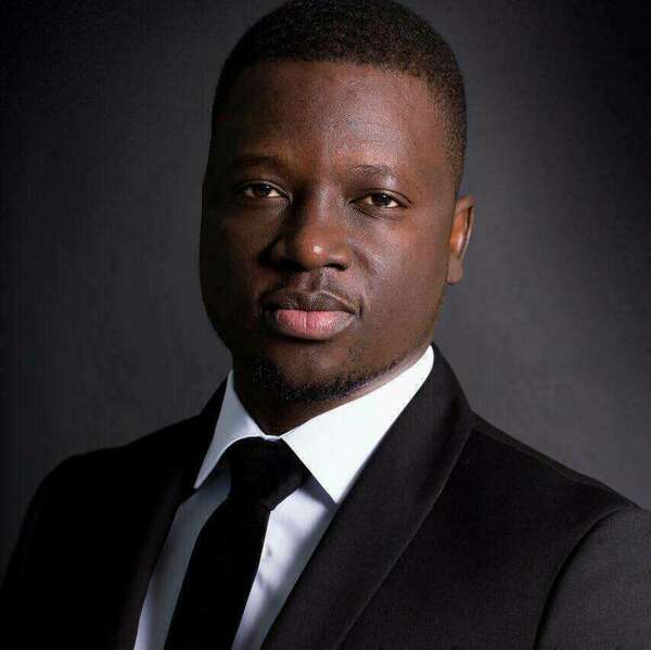 Sénégal : Thione Niang dévoile son livre "Retour à la terre natale : les leçons apprises" !