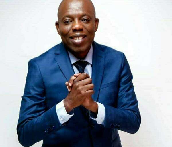 Tech : Alain Capo-Chichi crée le 1er smartphone à commande vocale, 50 langues locales intégrées