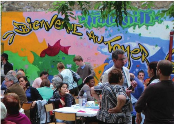 Foyer de Grenelle à Paris : les liens sociaux redonnent confiance aux personnes accueillies