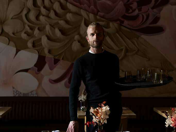 rouge-restaurant-nimes-georgiana-viou-arnaud-tardin-directeur-de-lhotellerie-et-de-la-restauration