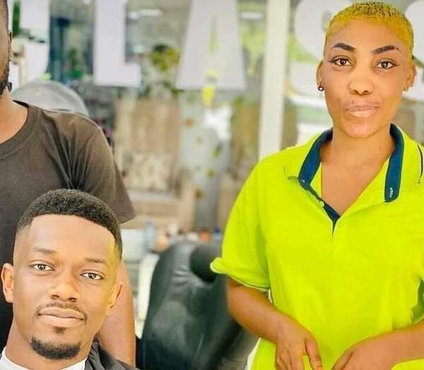 Côte d’Ivoire : l’histoire inspirante de Sean Audrey, coiffeuse pour hommes