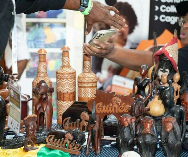 Forum culturel à Paris : promouvoir la destination Guinée pour attirer touristes et investisseurs étrangers
