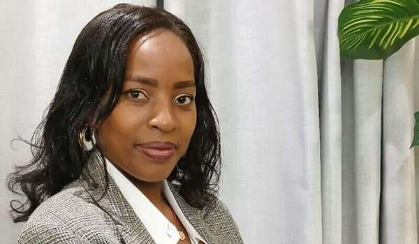 Esther Kimani : l’ingénieure qui révolutionne l’agriculture kenyane grâce à l’intelligence artificielle