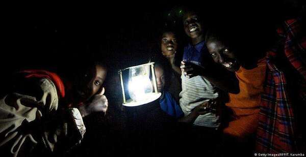 Quand les plantes produisent de l’électricité : l’innovation congolaise qui éclaire l’Afrique autrement