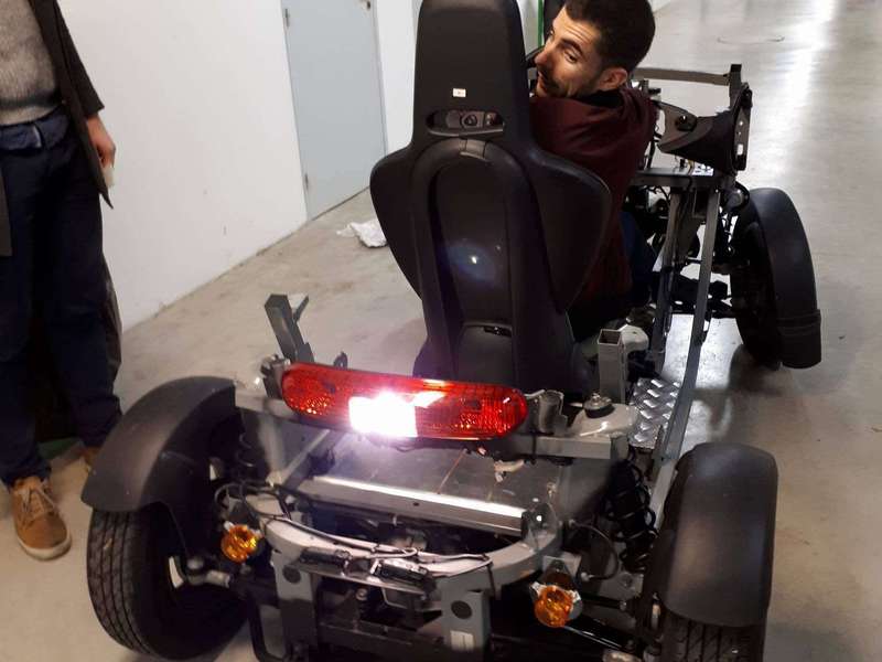 Loïc teste un proto de Twizzy chez Renault