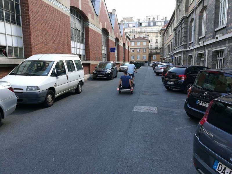 Tout premier test de notre V4 : il y a des feux maintenant !